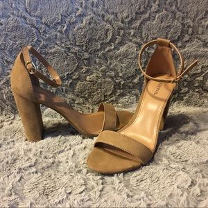 WORN ONCE Women’s Lulu Block Heel Sandals